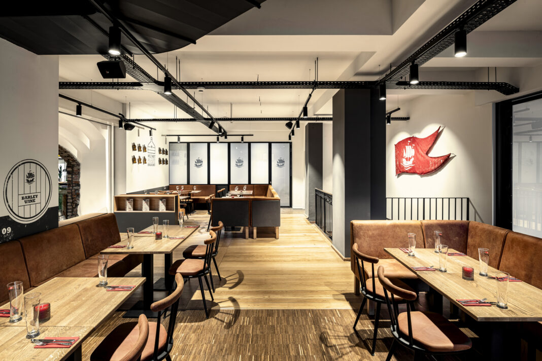 stoertebeker-braugasthaus-greifswald-restaurant-formwaende_innenarchitektur_gastronomie_interior_design_1.OG