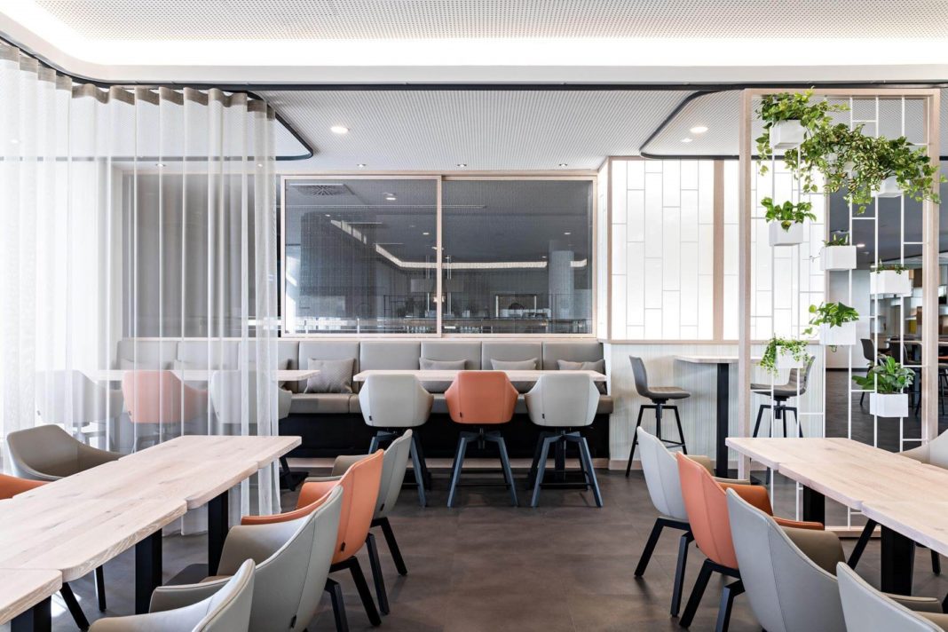 betriebsrestaurant inneneinrichtung münchen innenarchitekt formwaende