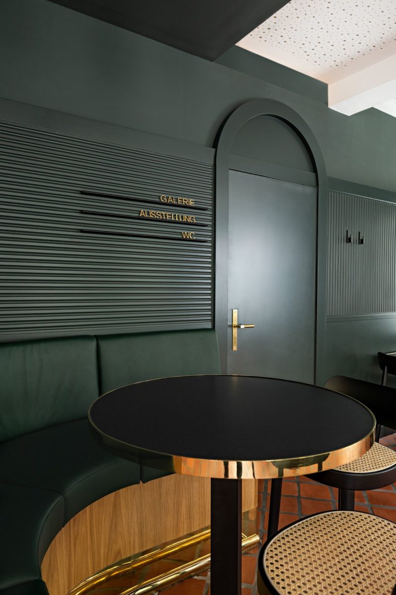 Interior Design Cafe Glockenhof Lüneburg - formwaende